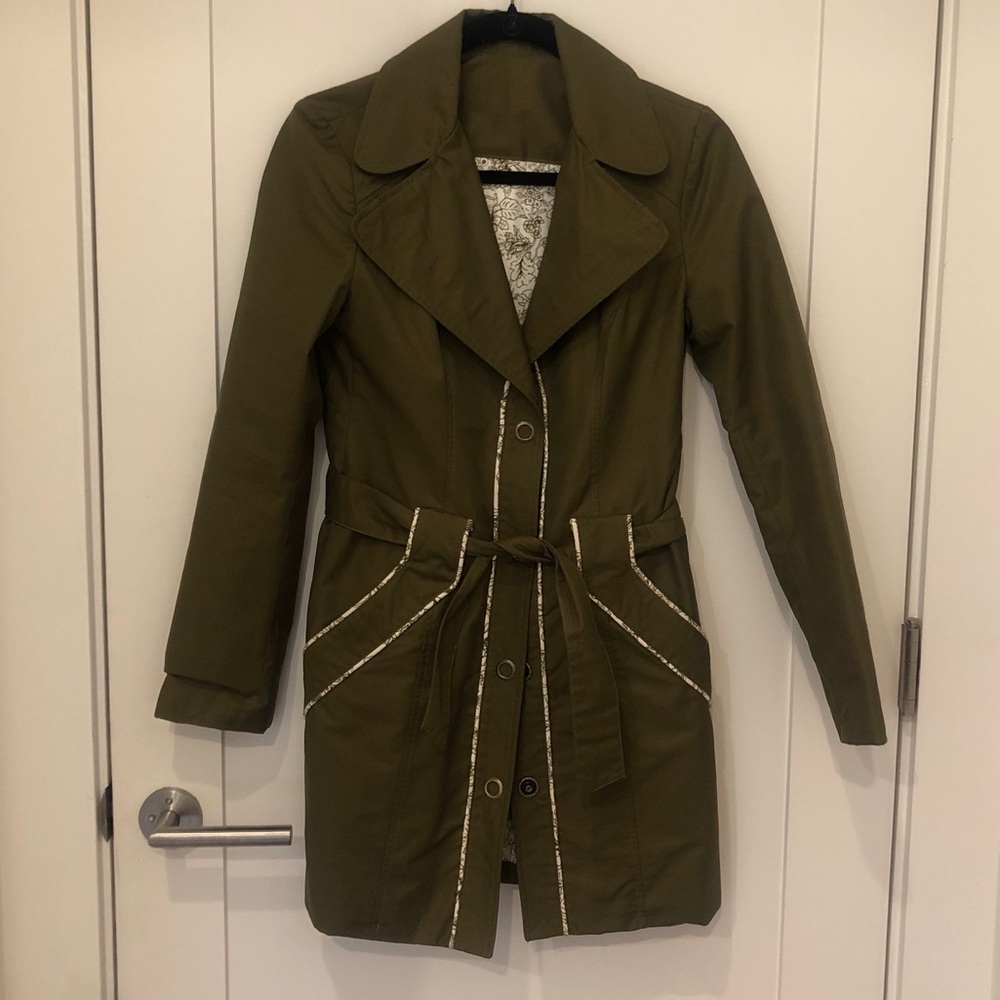 Mariana Márquez Reversible Trench